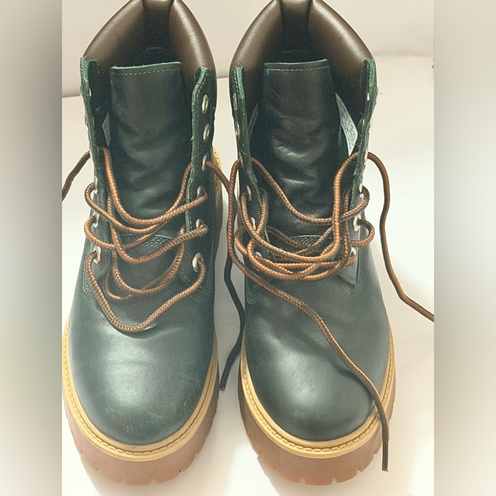 Timberland Dark Green and Brown Platform Boots - Picture 16 of 16